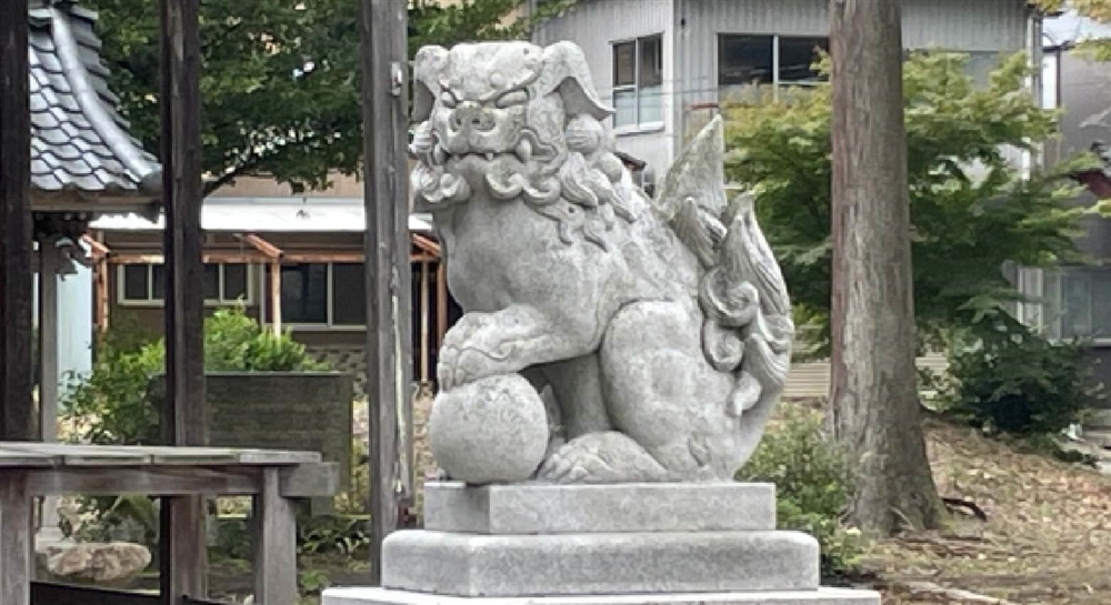 狛犬との違いは？