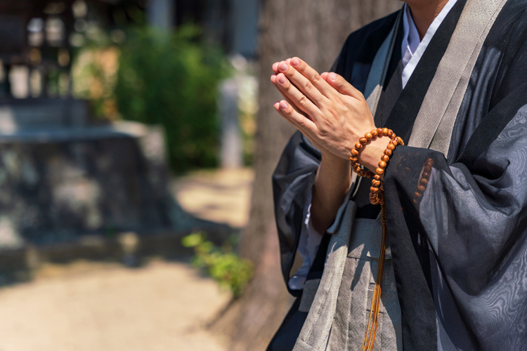 日本のお経を聞く際に気を付けることやマナーってある？