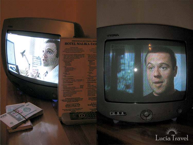 安宿にあったTV。昔ながらのぷっくりしたフォルムがキュート