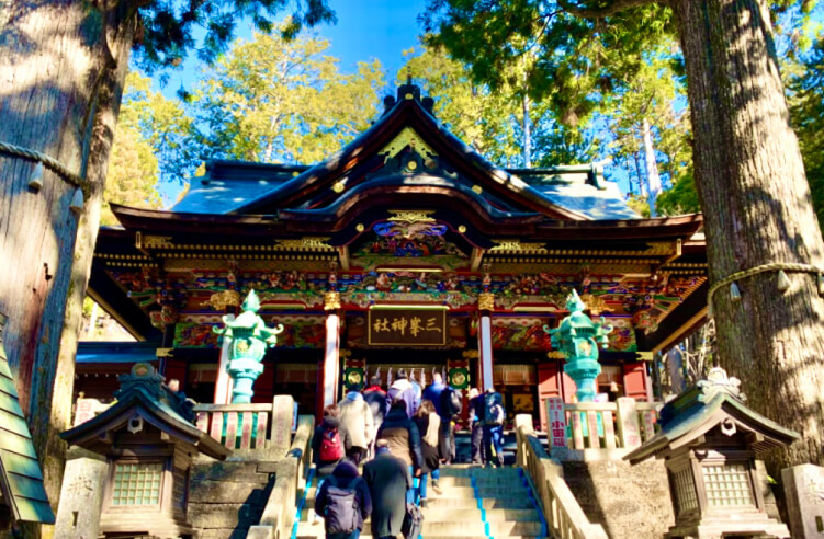 三峯神社
