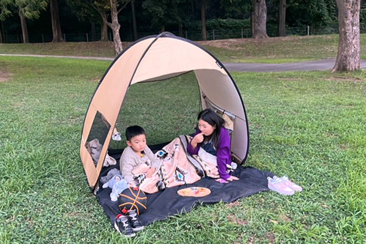 肌寒い時期の公園のお供に最適なブランケット♪
