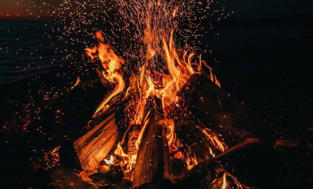 処分方法②神社で行われるどんど焼きに持ち込む