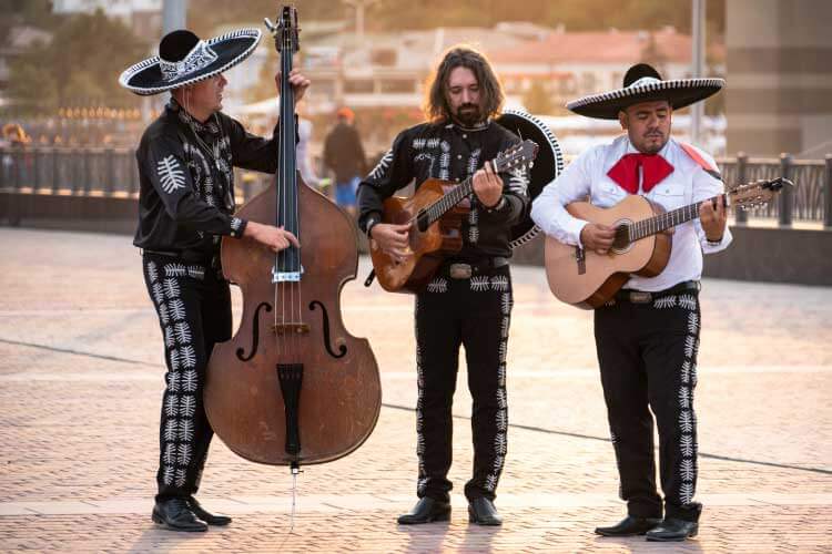 マリアッチの演奏と音楽スタイル