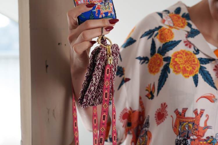 テガロングストラップ