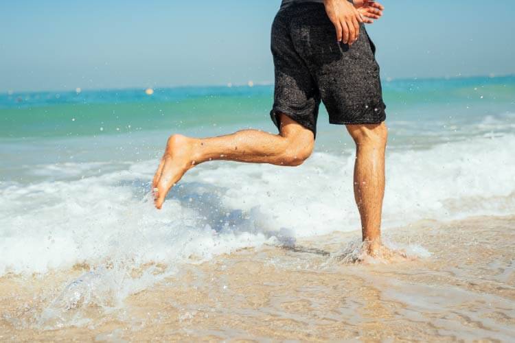 海に飛び込む！ニューイヤーダイブ