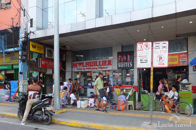 目が合ったら営業スタート