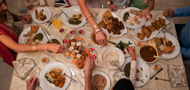 日本と海外の食文化・食事マナーの違い