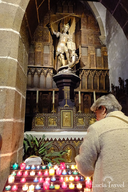 無数にある”祈りの場”