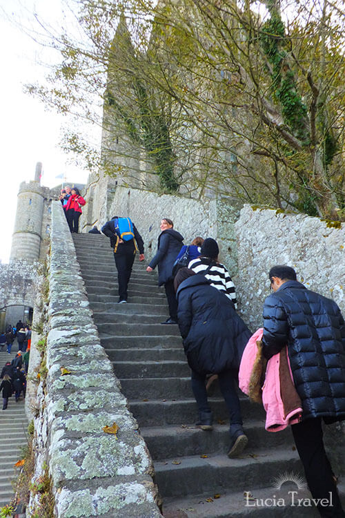 ふるい落とされる人々