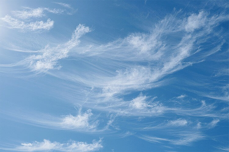 巻雲　通称「すじぐも」