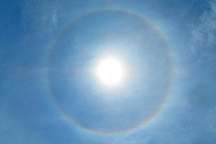 巻層雲　通称「うすぐも」