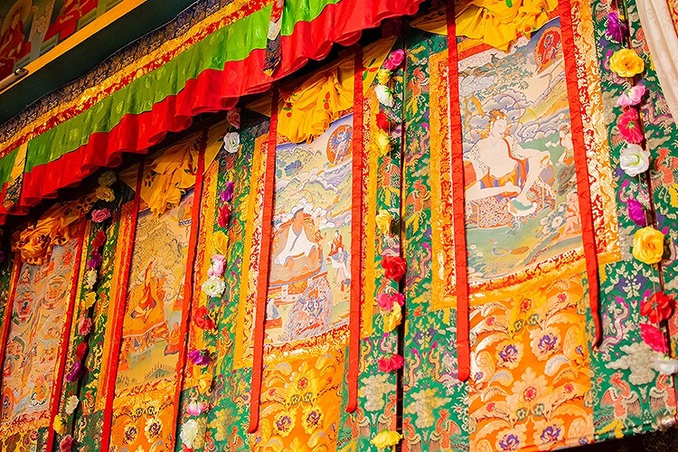 チベット仏教の仏画「タンカ」