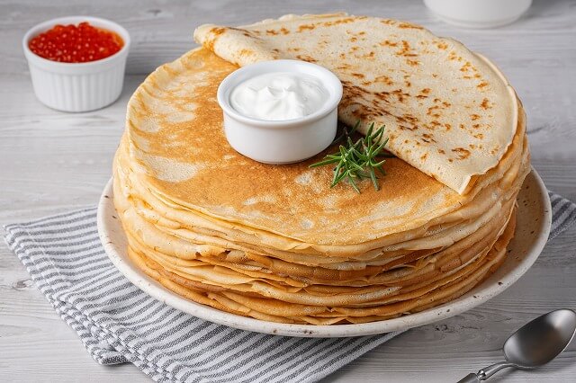 ロシア｜ブリヌィ｜冬から春へ。太陽を祝う旬の儀式