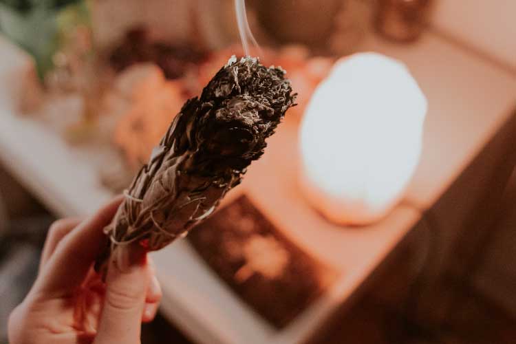 翡翠の浄化方法