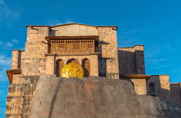 かつてコリカンチャであった場所には現在、「サント・ドミンゴ教会」が建っています。