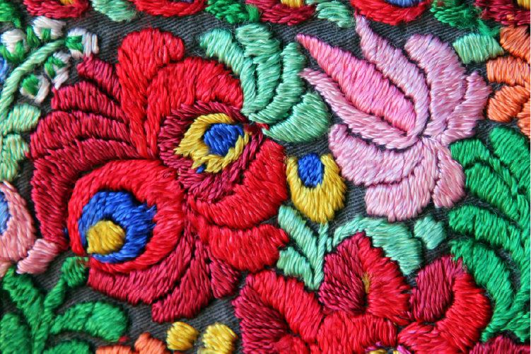 マチョー刺繍