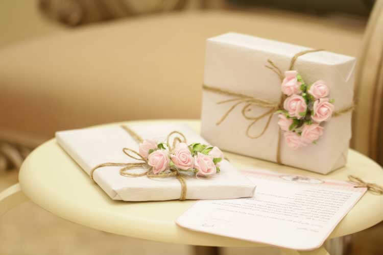 結婚記念日とは