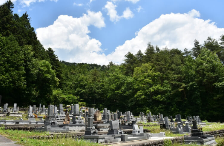 お墓参りでやってはいけないこと