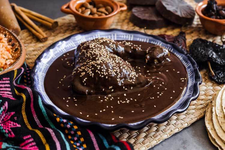 モーレ・ポブラーノ（Mole poblano）
