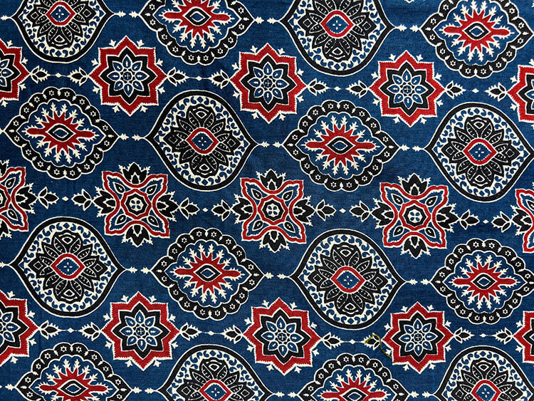 アジュラック（Ajrakh）