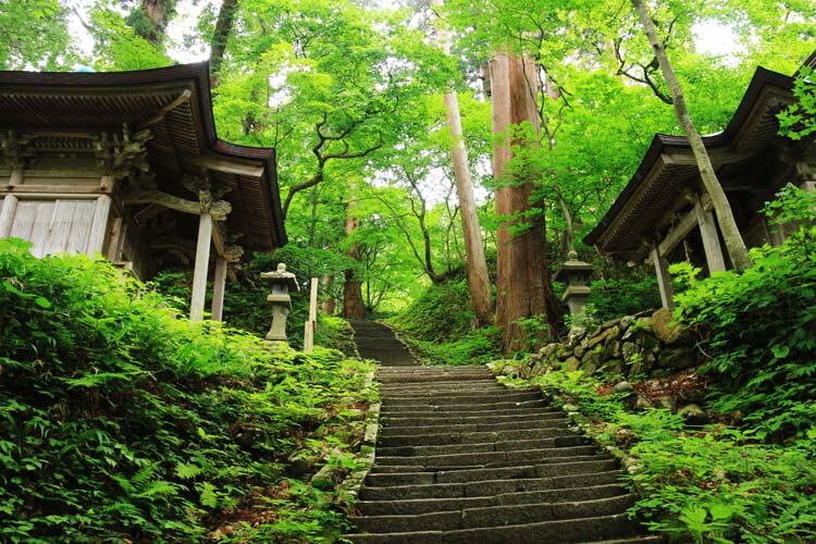 山岳信仰からはじまる修験道