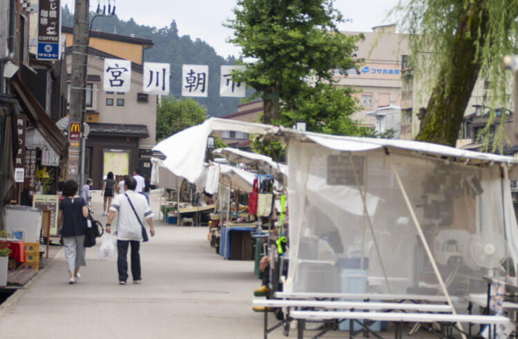 飛騨高山宮川朝市（岐阜県）の魅力