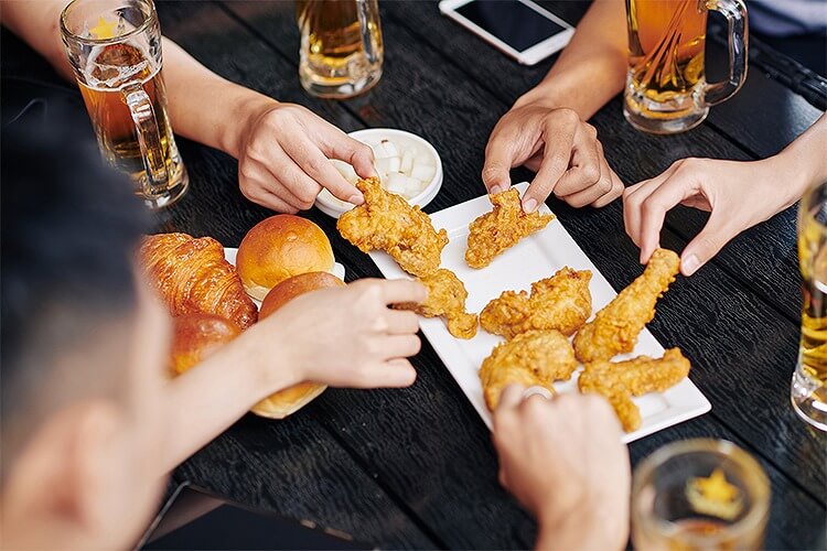 フライドチキンは手で食べるべし（アメリカ・ジョージア州）