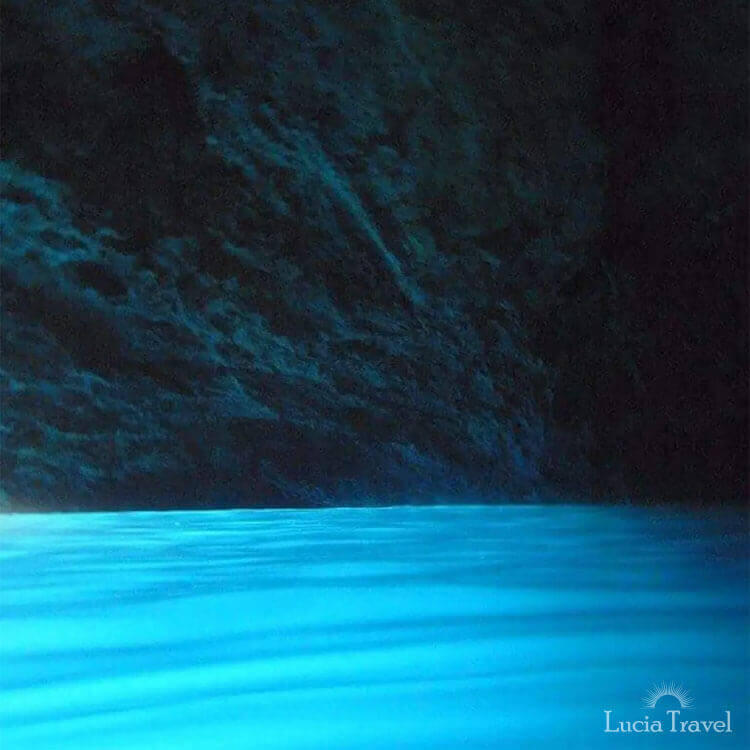 ギリシャ　青の洞窟　04